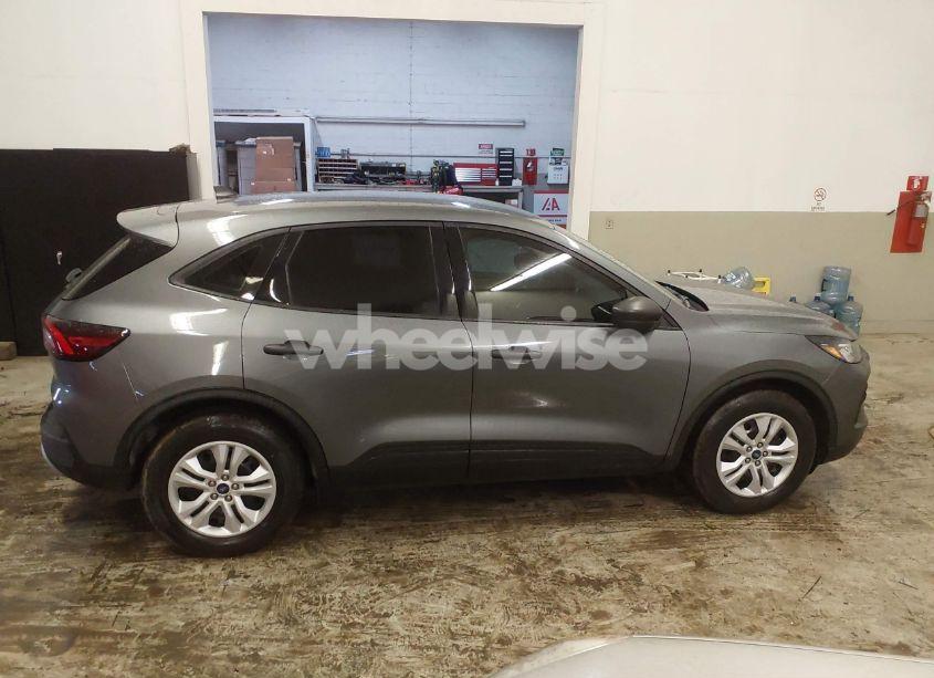 Photo 14 of 2023 Ford Escape (VIN 1FMCU0FN5PUA46331)