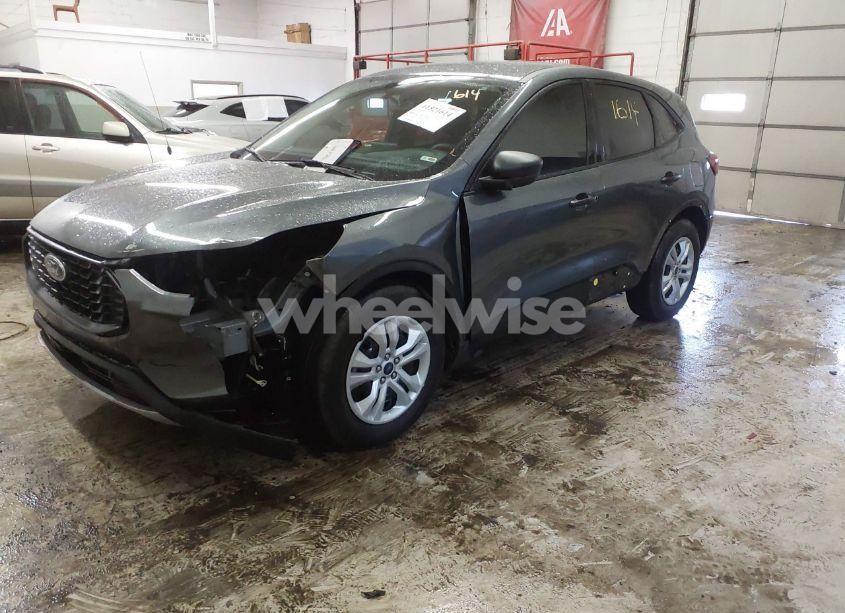 Photo 2 of 2023 Ford Escape (VIN 1FMCU0FN5PUA46331)