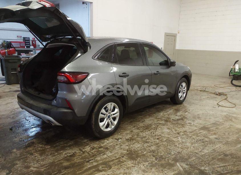 Photo 4 of 2023 Ford Escape (VIN 1FMCU0FN5PUA46331)