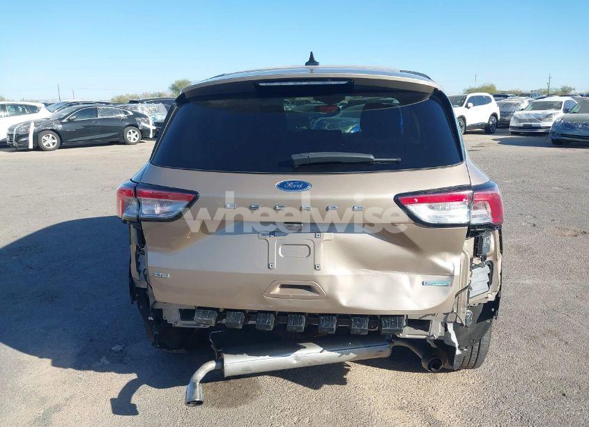 Photo 17 of 2020 Ford Escape SE (VIN 1FMCU0G60LUA35853)