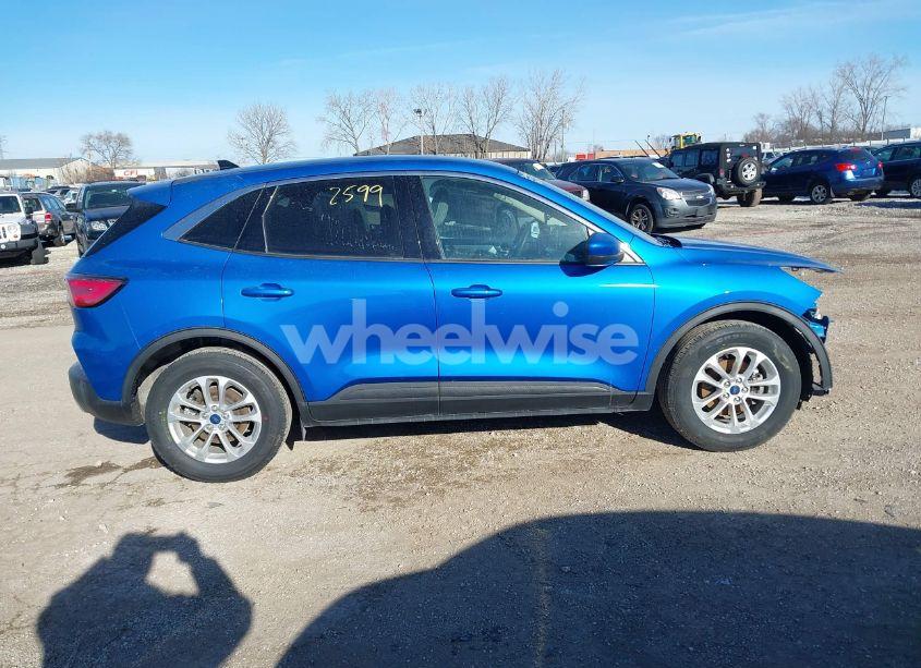 Photo 14 of 2020 Ford Escape SE (VIN 1FMCU0G60LUA59831)