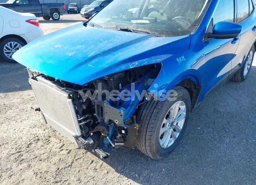 Photo 6 of 2020 Ford Escape SE (VIN 1FMCU0G60LUA59831)