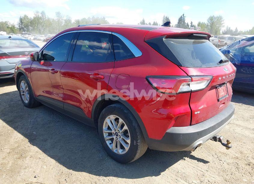 Photo 3 of 2020 Ford Escape SE (VIN 1FMCU0G60LUA79304)