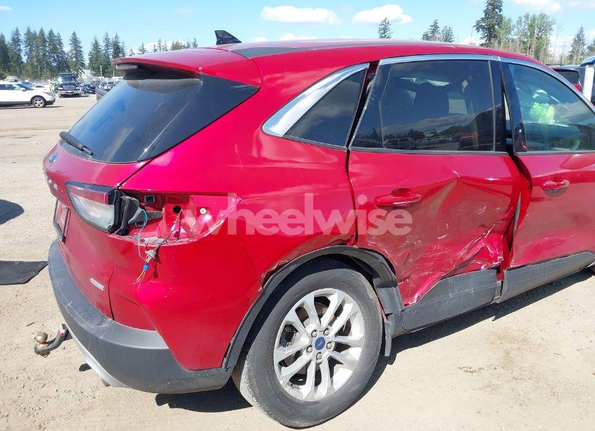 Photo 6 of 2020 Ford Escape SE (VIN 1FMCU0G60LUA79304)
