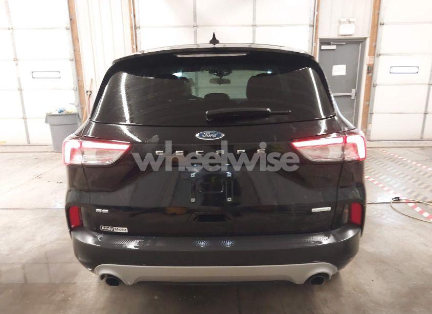 Photo 16 of 2020 Ford Escape SE (VIN 1FMCU0G60LUB94582)