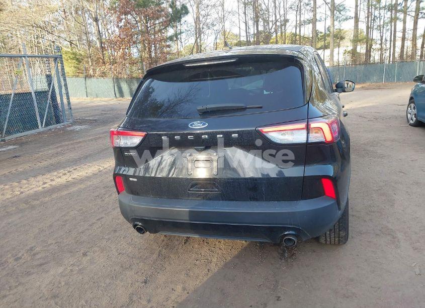 Photo 16 of 2021 Ford Escape SE (VIN 1FMCU0G60MUB07734)