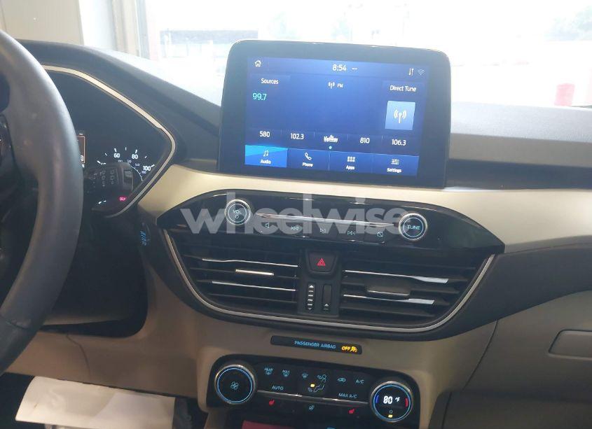 Photo 18 of 2021 Ford Escape SE (VIN 1FMCU0G60MUB09855)