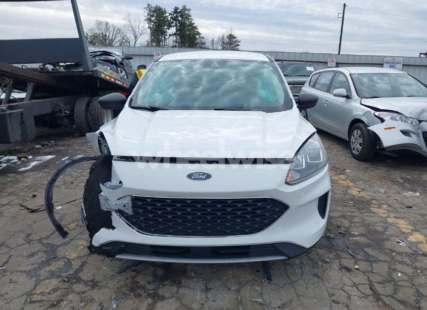 Photo 12 of 2022 Ford Escape SE (VIN 1FMCU0G60NUA46144)