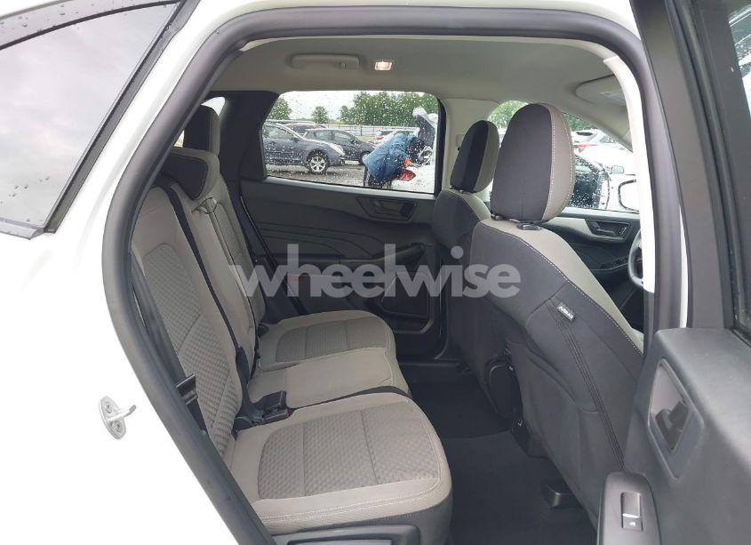 Photo 8 of 2022 Ford Escape SE (VIN 1FMCU0G60NUB13180)
