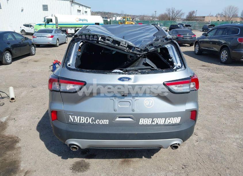 Photo 17 of 2022 Ford Escape SE (VIN 1FMCU0G60NUB30867)