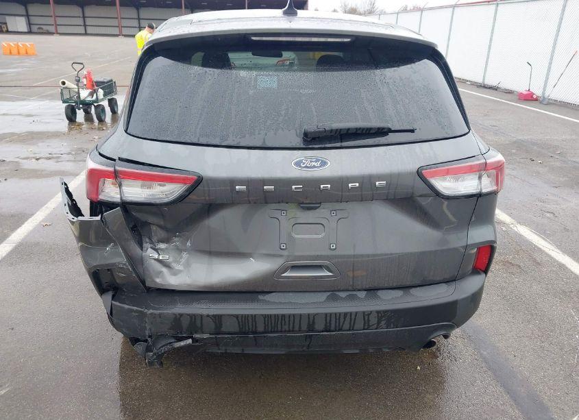 Photo 6 of 2022 Ford Escape SE (VIN 1FMCU0G60NUB85867)