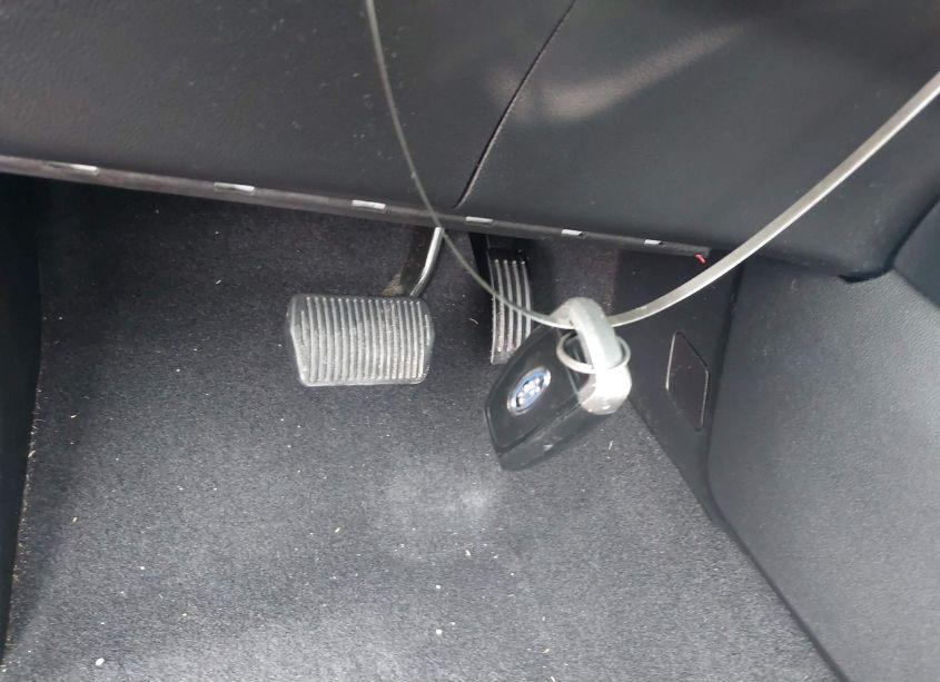 Photo 11 of 2020 Ford Escape SE (VIN 1FMCU0G61LUA21881)