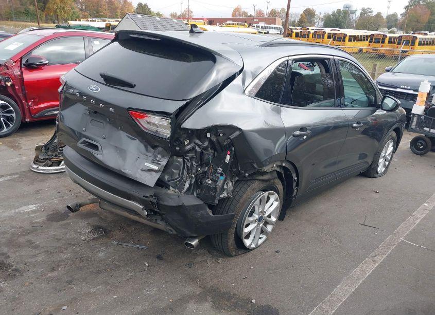 Photo 4 of 2020 Ford Escape SE (VIN 1FMCU0G61LUA21881)