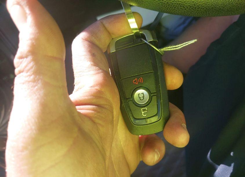 Photo 11 of 2020 Ford Escape SE (VIN 1FMCU0G61LUB77239)