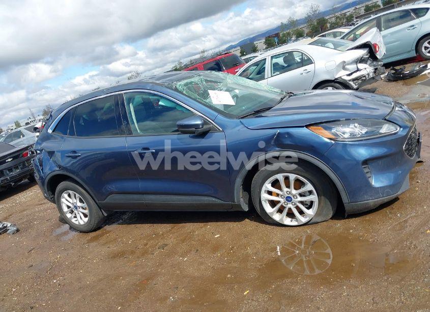 Photo 13 of 2020 Ford Escape SE (VIN 1FMCU0G61LUC47032)