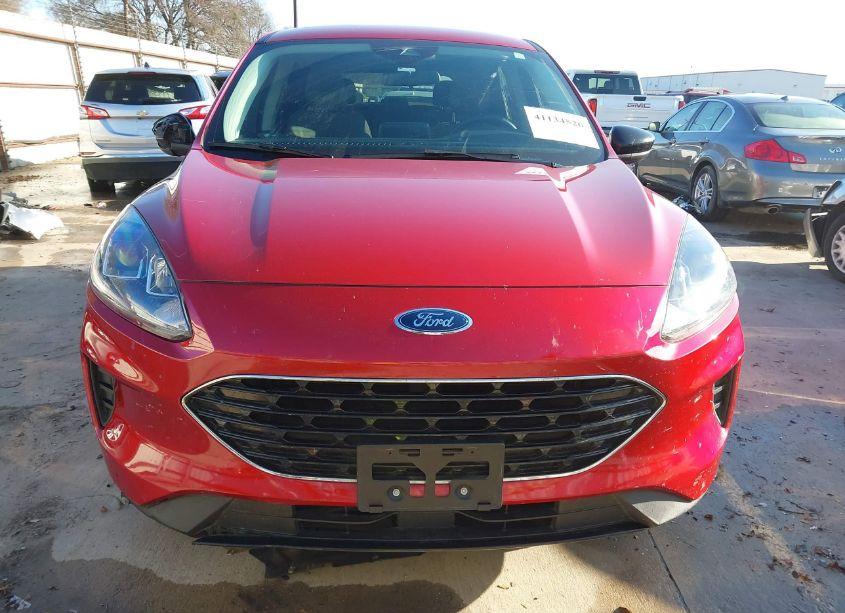 Photo 18 of 2021 Ford Escape SE (VIN 1FMCU0G61MUA14771)