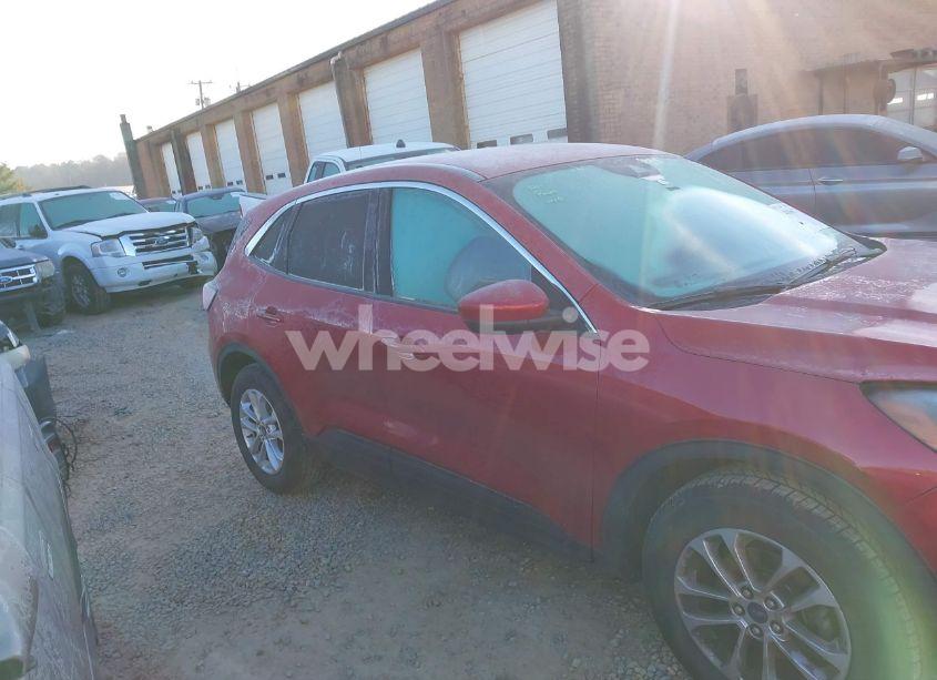 Photo 13 of 2021 Ford Escape SE (VIN 1FMCU0G61MUB02249)