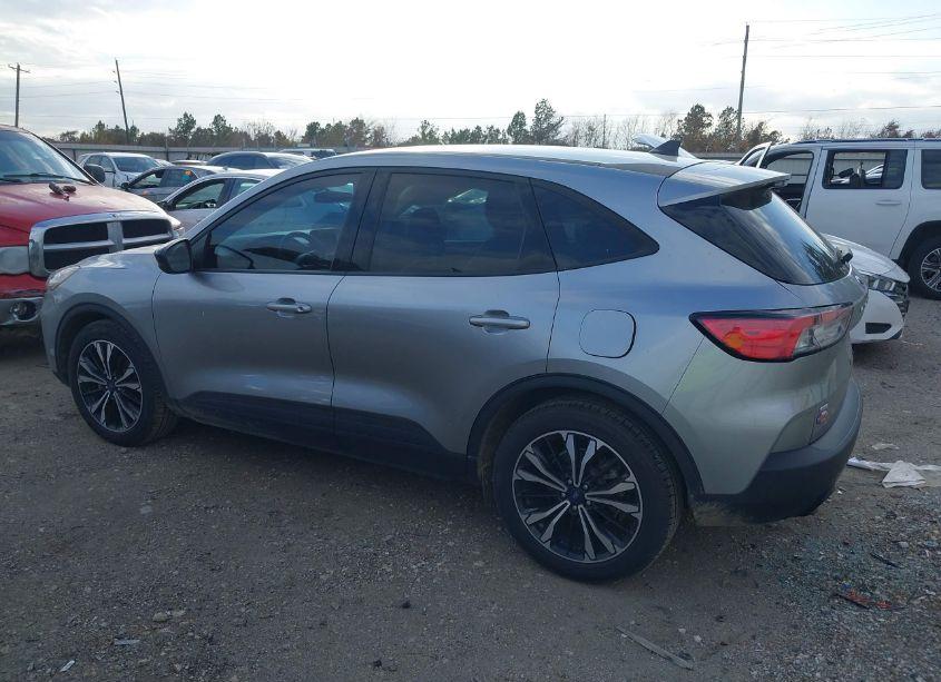 Photo 14 of 2021 Ford Escape SE (VIN 1FMCU0G61MUB14322)