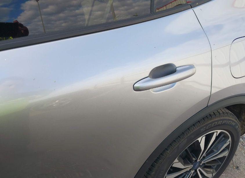 Photo 6 of 2021 Ford Escape SE (VIN 1FMCU0G61MUB14322)