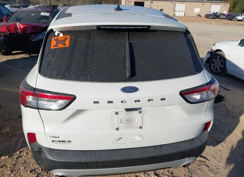 Photo 15 of 2022 Ford Escape SE (VIN 1FMCU0G61NUA14125)