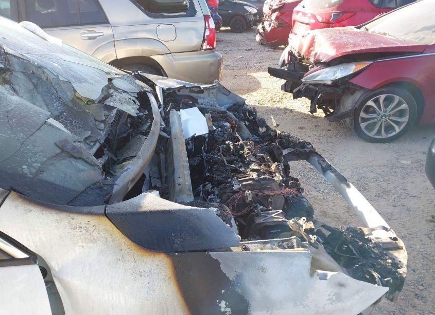 Photo 6 of 2022 Ford Escape SE (VIN 1FMCU0G61NUA14125)