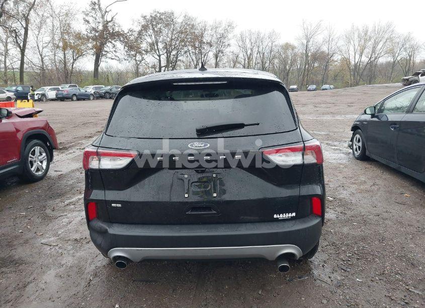 Photo 16 of 2022 Ford Escape SE (VIN 1FMCU0G61NUA21642)