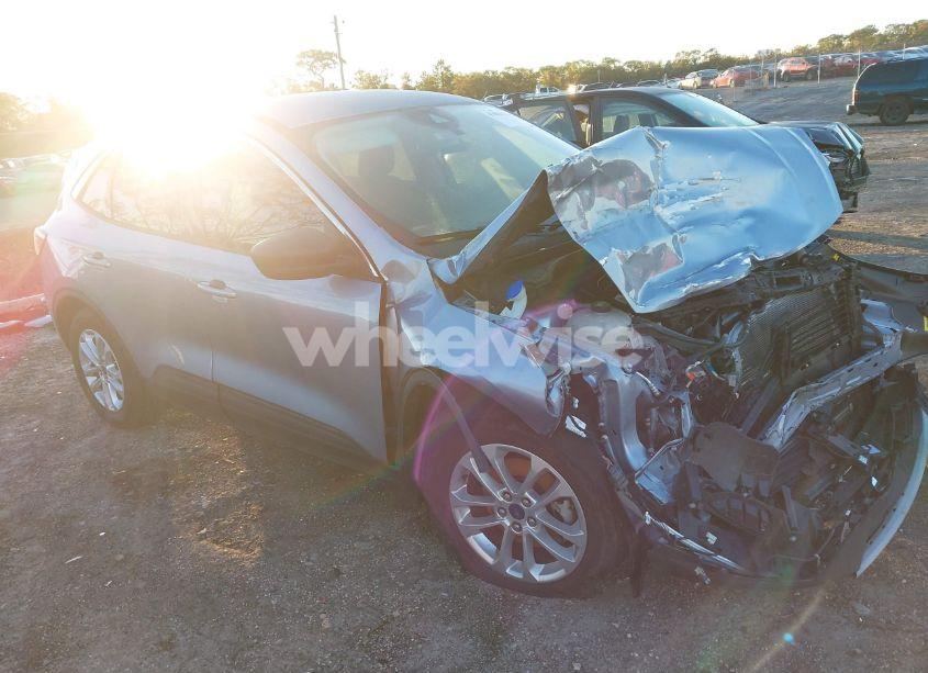 2022 Ford Escape SE (VIN 1FMCU0G61NUA29451) main photo