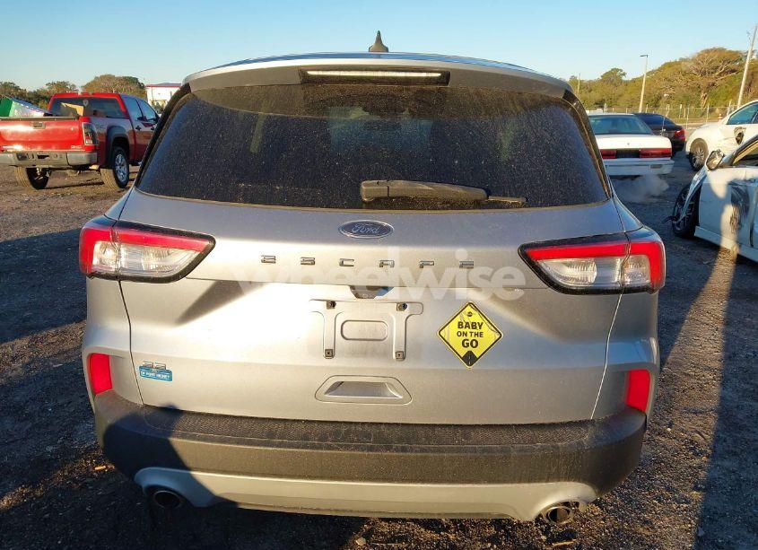 Photo 17 of 2022 Ford Escape SE (VIN 1FMCU0G61NUA29451)