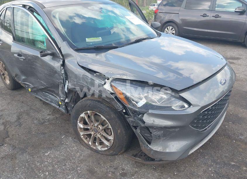 Photo 6 of 2022 Ford Escape SE (VIN 1FMCU0G61NUA48338)