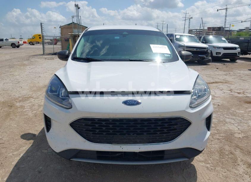 Photo 12 of 2022 Ford Escape SE (VIN 1FMCU0G61NUA84935)