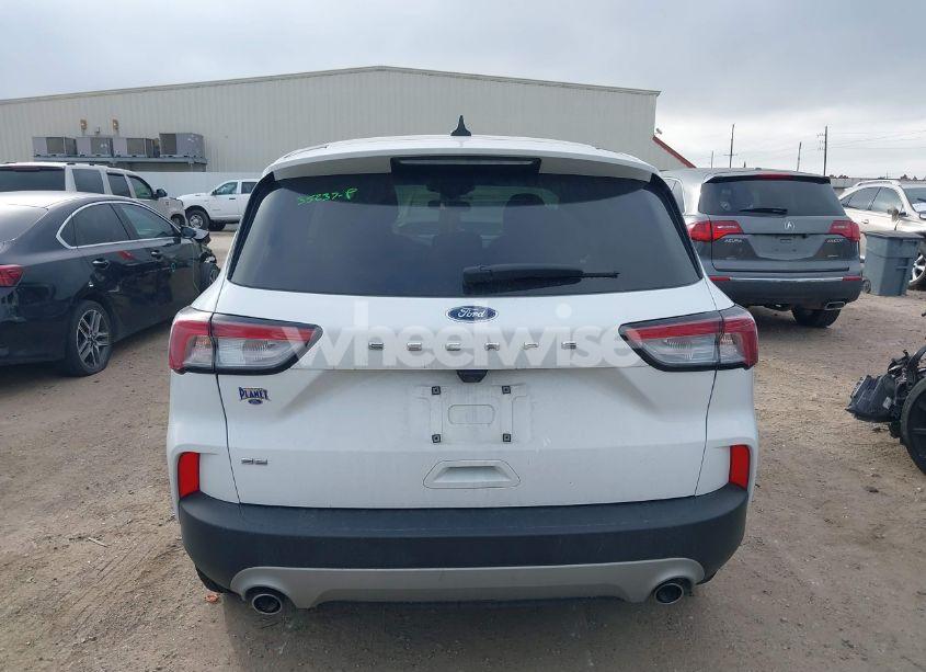 Photo 17 of 2022 Ford Escape SE (VIN 1FMCU0G61NUB98823)