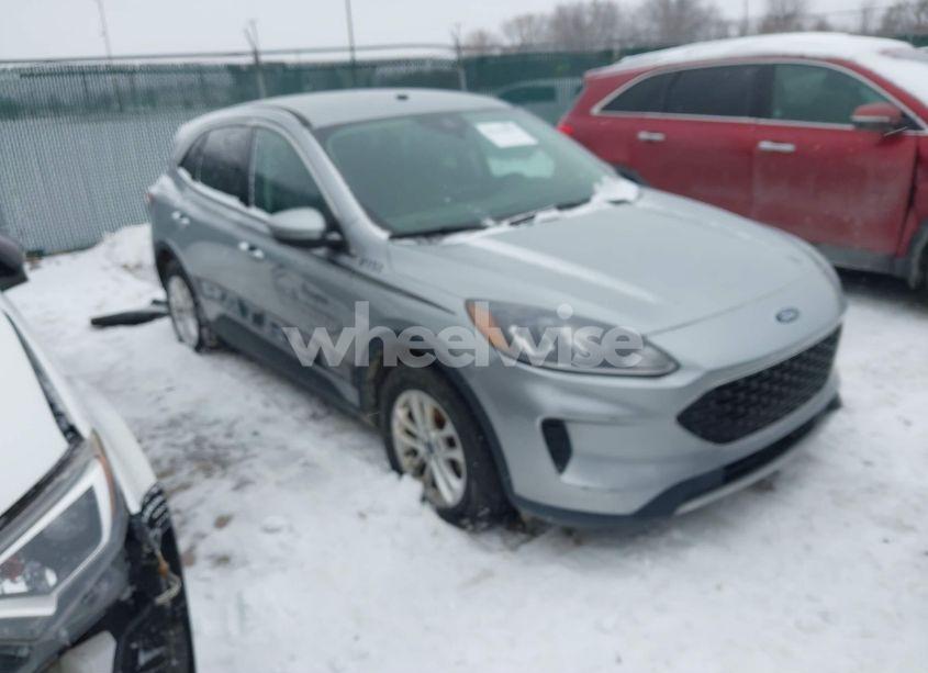 2021 Ford Escape SE (VIN 1FMCU0G62MUA22328) main photo