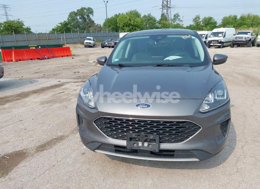 Photo 12 of 2021 Ford Escape SE (VIN 1FMCU0G62MUA73988)