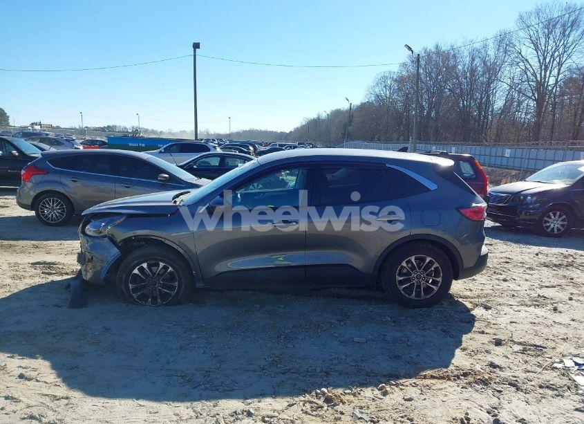 Photo 15 of 2021 Ford Escape SE (VIN 1FMCU0G62MUA99328)