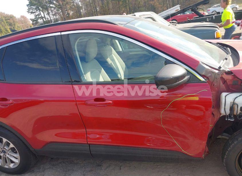 Photo 14 of 2022 Ford Escape SE (VIN 1FMCU0G62NUB68987)