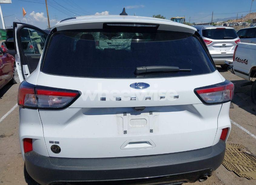 Photo 16 of 2022 Ford Escape SE (VIN 1FMCU0G62NUB98250)