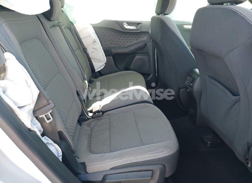 Photo 8 of 2020 Ford Escape SE (VIN 1FMCU0G63LUA06623)