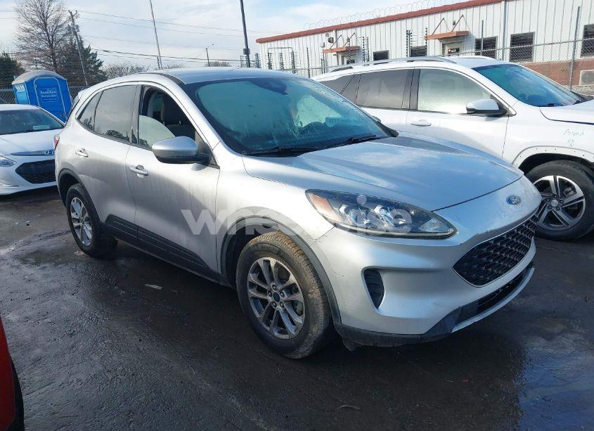 Photo 13 of 2020 Ford Escape SE (VIN 1FMCU0G63LUA22725)