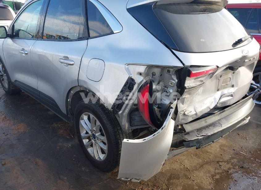 Photo 17 of 2020 Ford Escape SE (VIN 1FMCU0G63LUA22725)