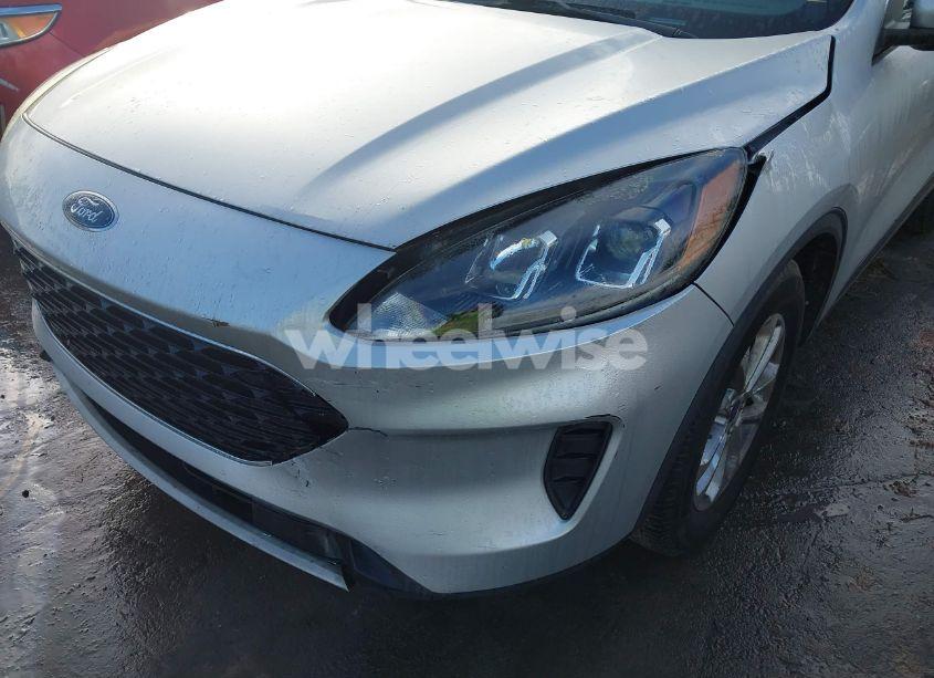 Photo 19 of 2020 Ford Escape SE (VIN 1FMCU0G63LUA22725)