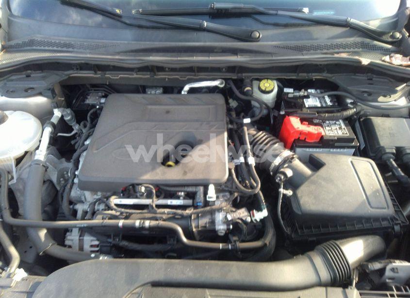 Photo 10 of 2020 Ford Escape SE (VIN 1FMCU0G63LUB13154)