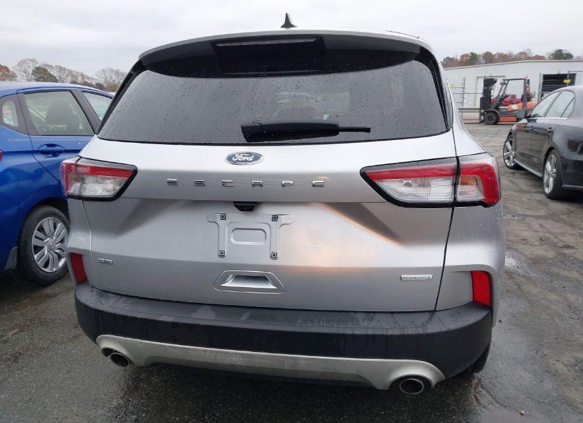 Photo 16 of 2020 Ford Escape SE (VIN 1FMCU0G63LUB21884)