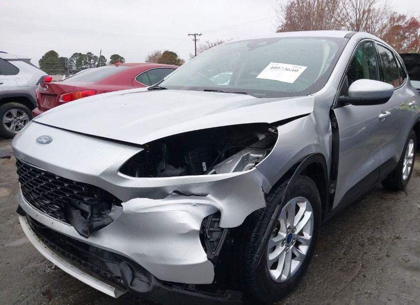 Photo 6 of 2020 Ford Escape SE (VIN 1FMCU0G63LUB21884)
