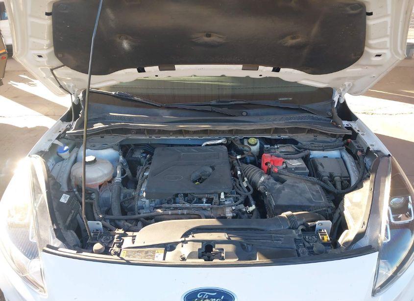 Photo 10 of 2020 Ford Escape SE (VIN 1FMCU0G63LUB25711)