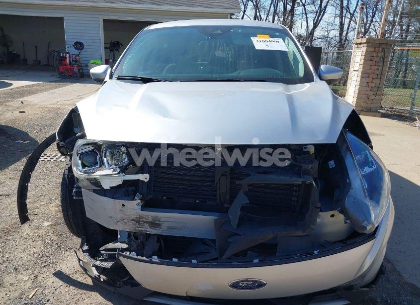 Photo 13 of 2020 Ford Escape SE (VIN 1FMCU0G63LUB81230)