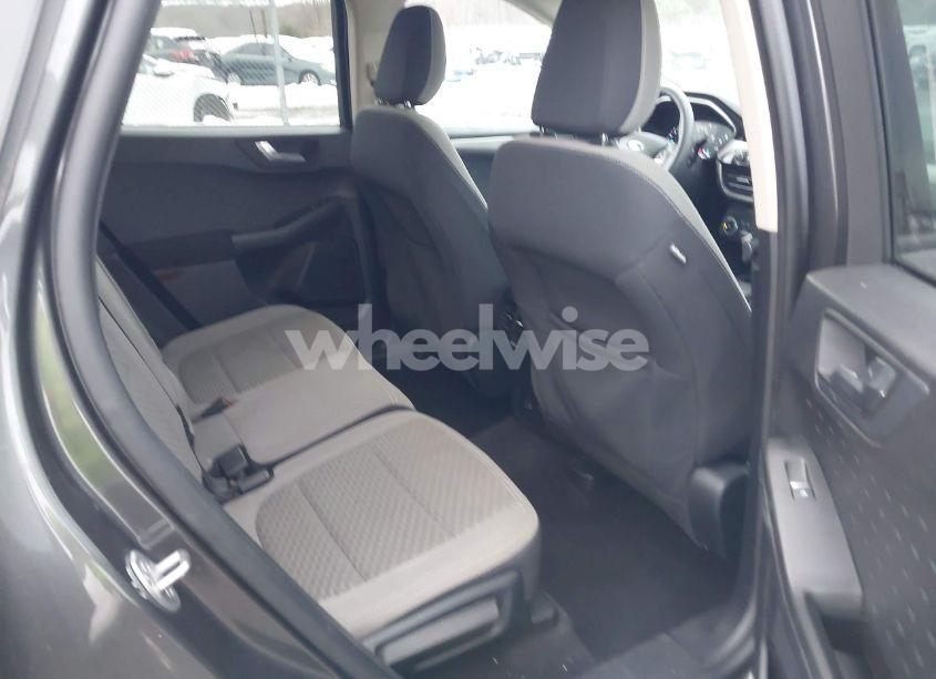 Photo 8 of 2020 Ford Escape SE (VIN 1FMCU0G63LUB90817)