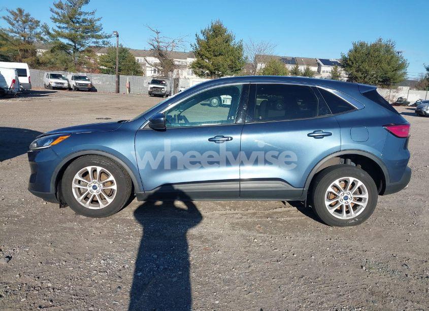 Photo 14 of 2020 Ford Escape SE (VIN 1FMCU0G63LUC43368)