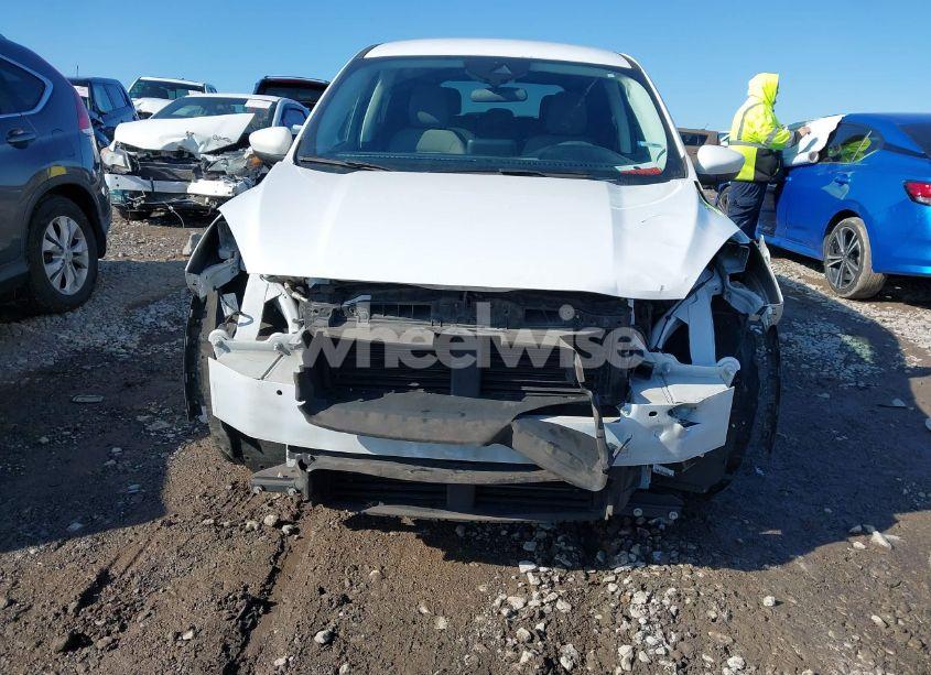 Photo 6 of 2021 Ford Escape SE (VIN 1FMCU0G63MUA03500)