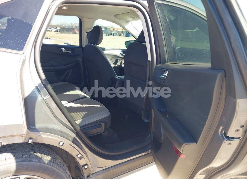 Photo 8 of 2021 Ford Escape SE (VIN 1FMCU0G63MUA48226)