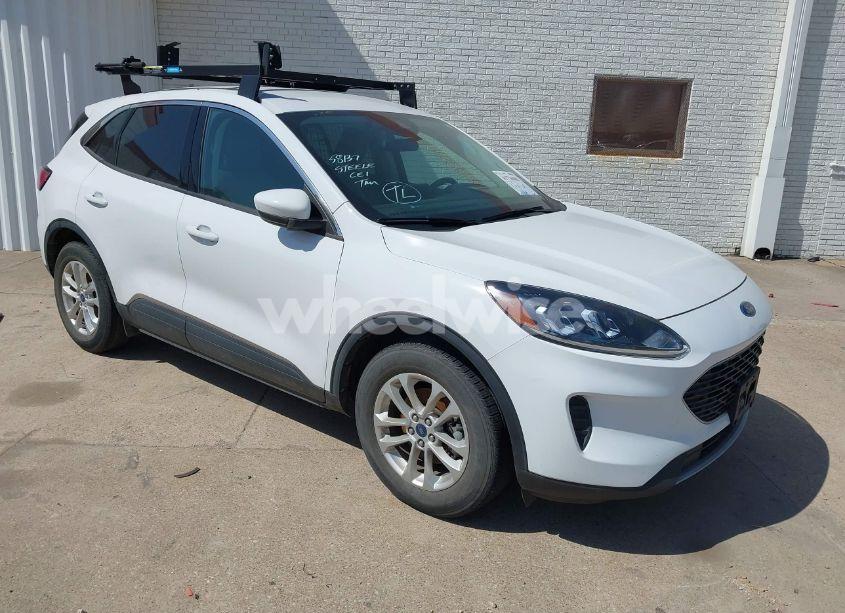 2021 Ford Escape SE (VIN 1FMCU0G63MUA73725) main photo